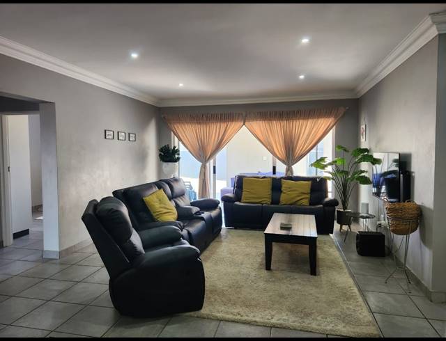 3 BEDROOM HOUSE FOR SALE IN ARCON PARK